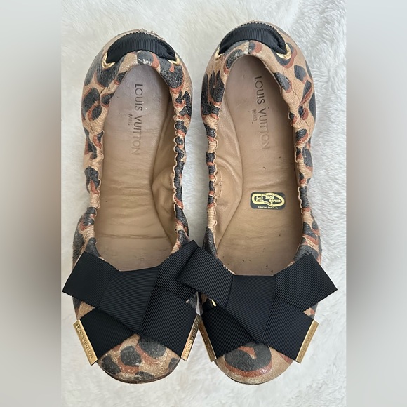Louis Vuitton animal print flats - Picture 1 of 4